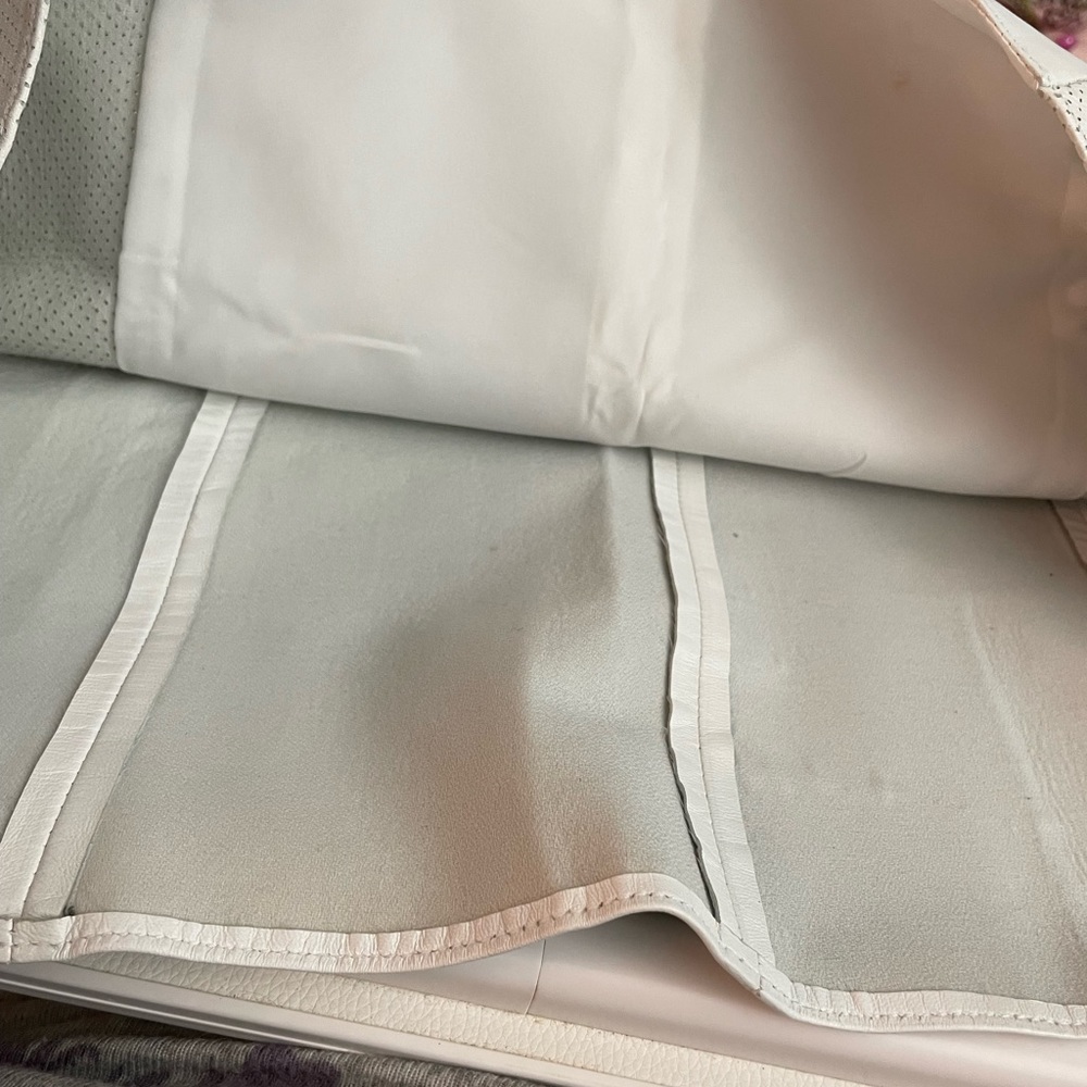 Neiman Marcus exclusive leather top - Picture 5 of 8